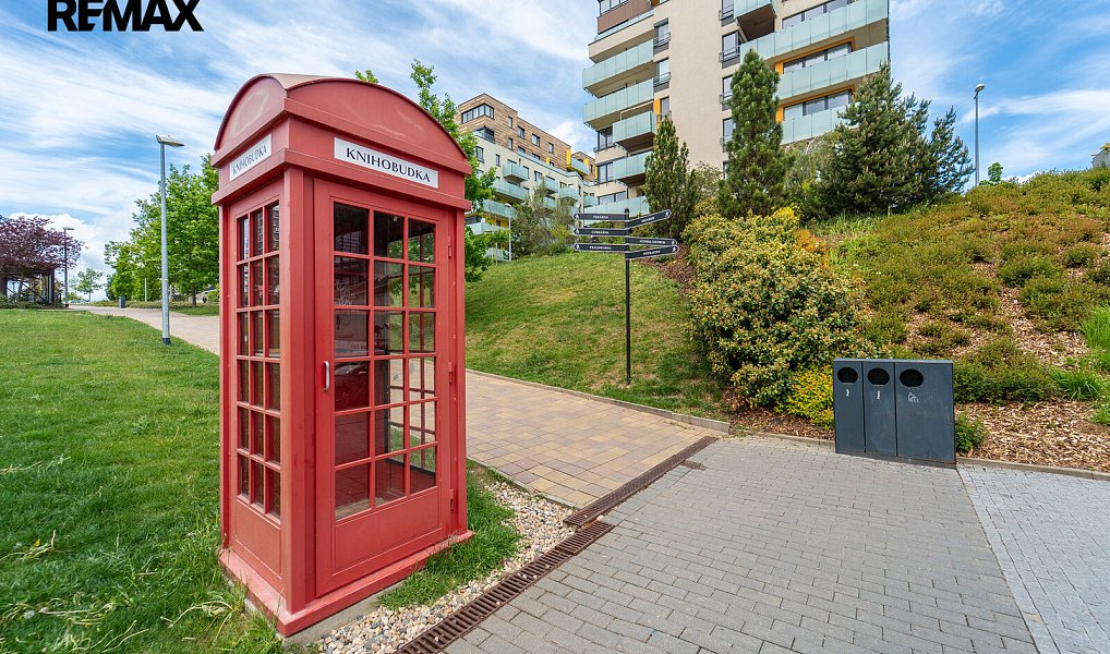 Prodej bytu 3+kk 95 m², Praha – náhled fotky 25