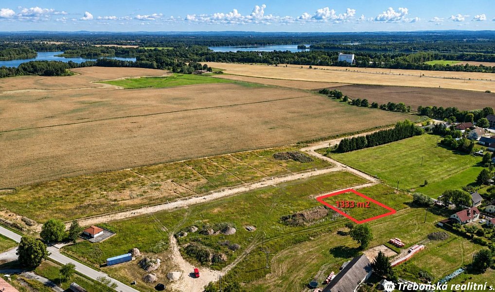 Prodej stavebního pozemku 1 333 m², Třeboň – náhled fotky 2
