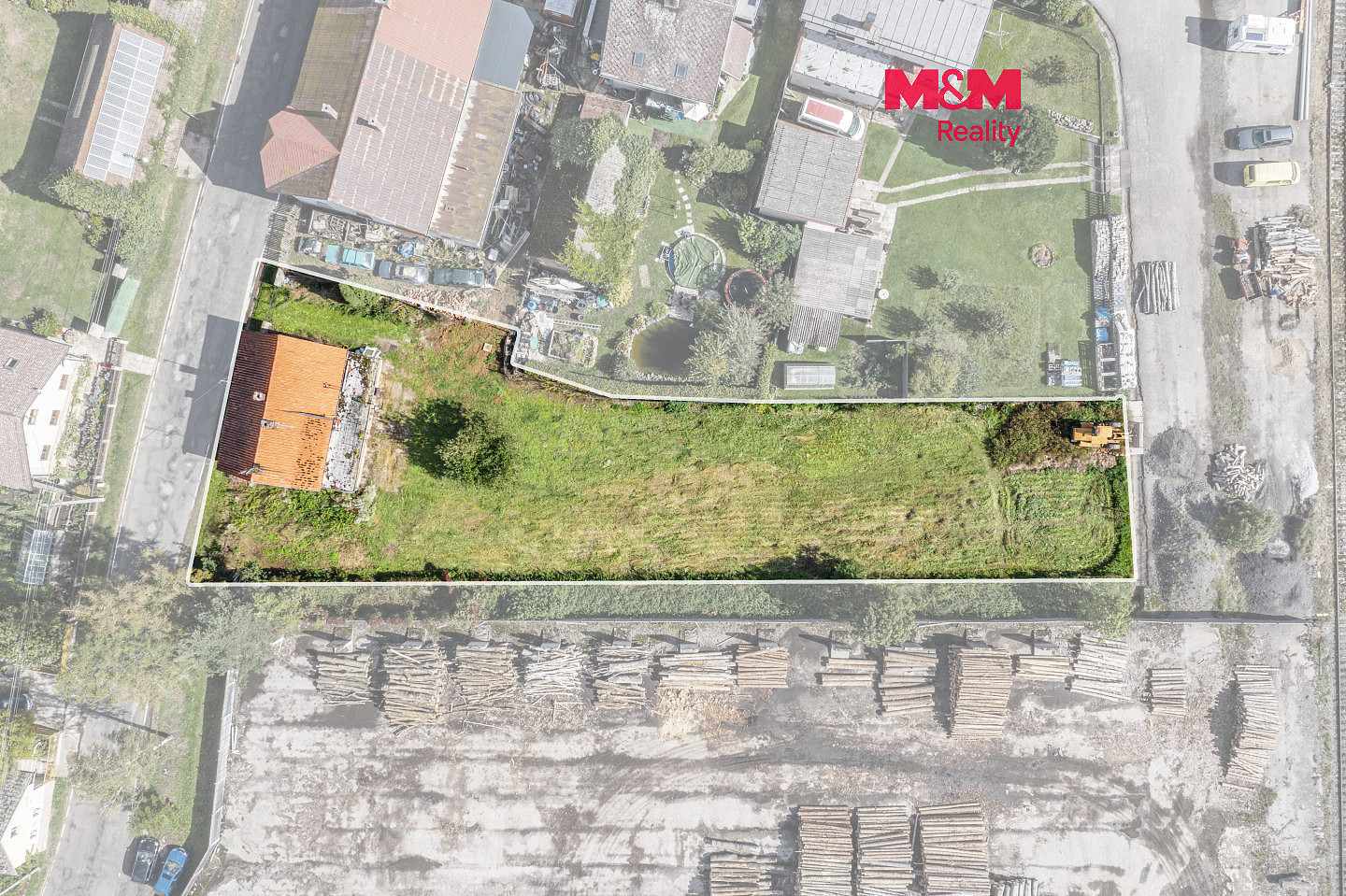 Prodej stavebního pozemku 1 403 m²