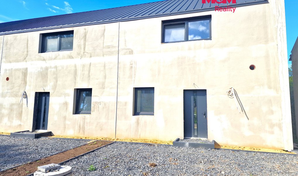 Prodej domu 125 m² s pozemkem 274 m², Opava – fotka 1 z 11