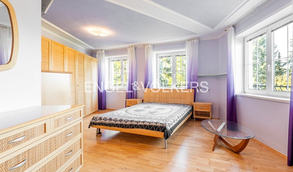 Prodej domu 463 m² s pozemkem 1 277 m², Přezletice – náhled fotky 9