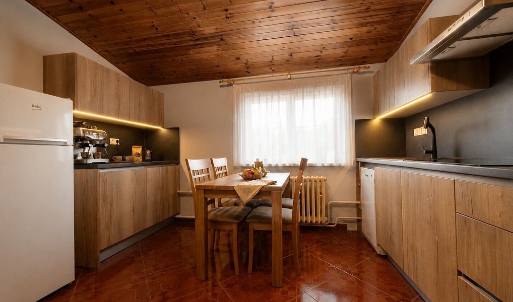 Pronájem bytu 4+1 100 m², Jílové u Prahy – náhled fotky 5