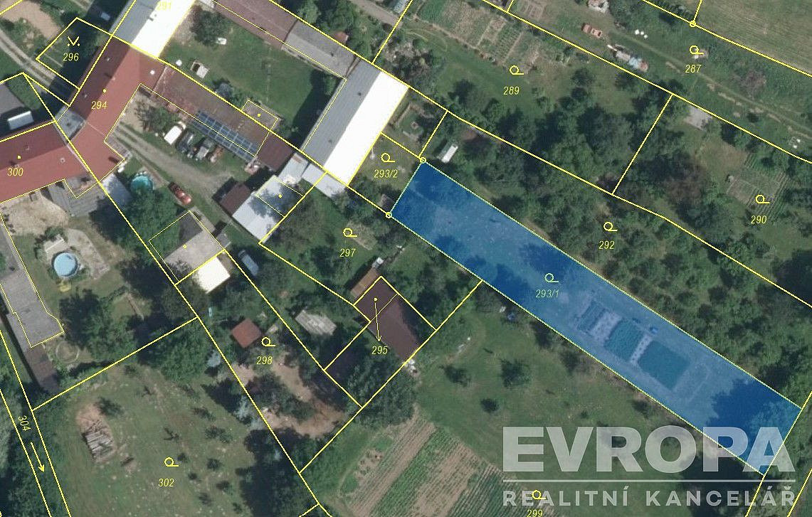 Prodej zahrady 1 242 m²