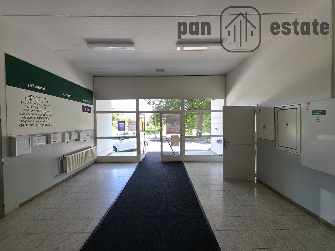 Pronájem obchodních prostor 60 m² — photo 5