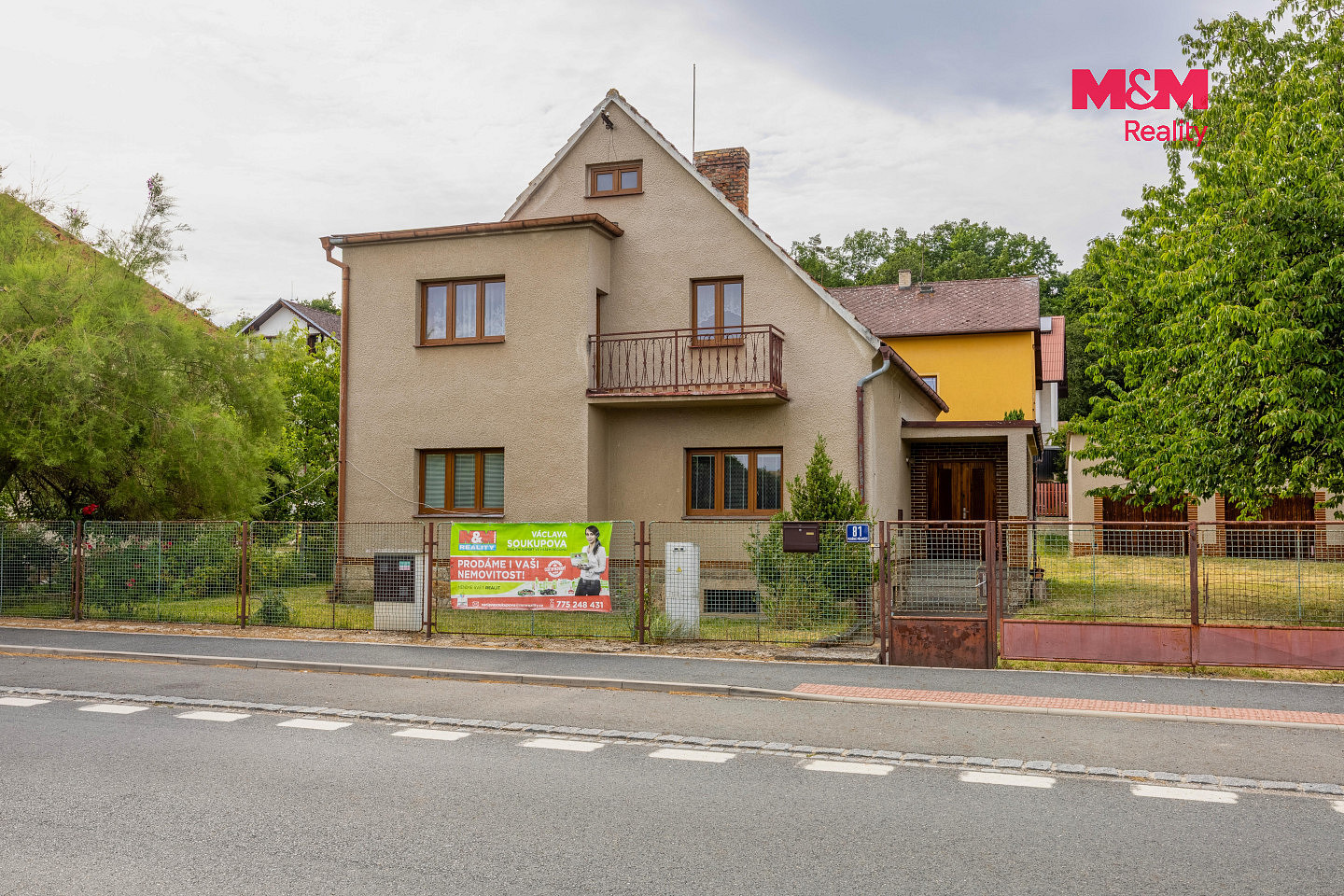 Prodej domu 180 m² s pozemkem 1 391 m² — photo 2