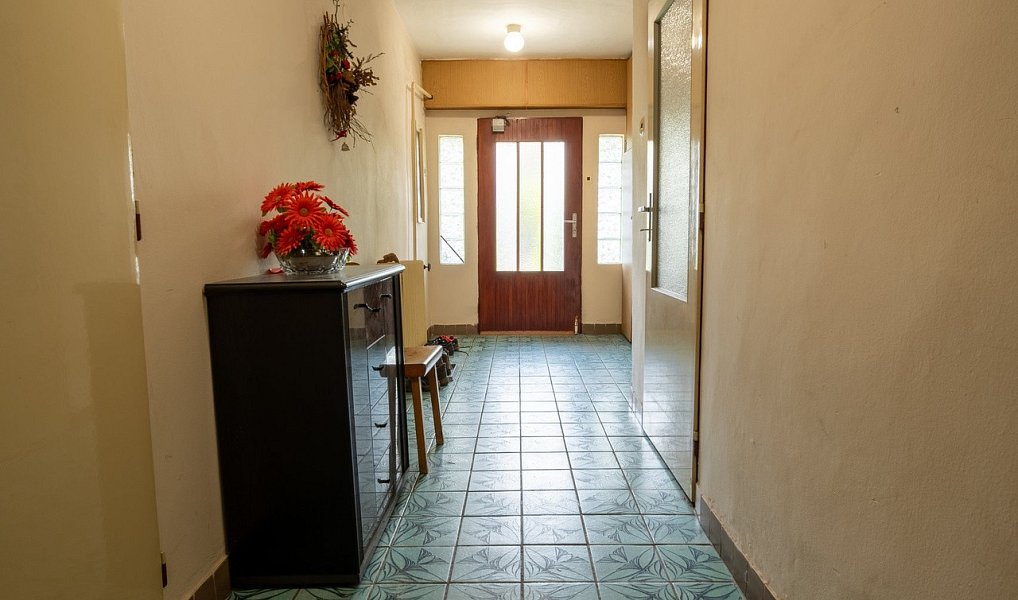 Prodej domu 350 m² s pozemkem 1 184 m², Nový Bor – náhled fotky 9