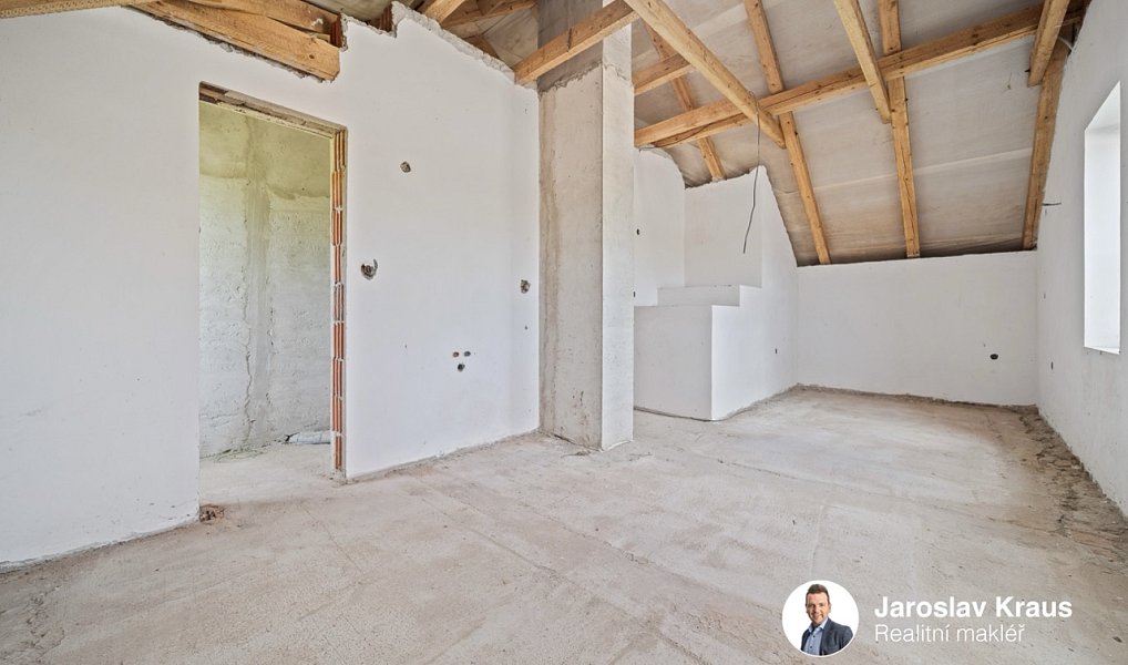 Prodej obchodních prostor 286 m², Jičín – náhled fotky 27