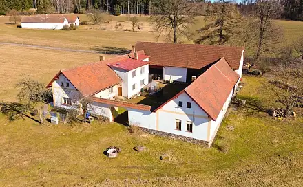 Prodej chaty/chalupy 190 m² s pozemkem 33 220 m², Pelhřimov - Lešov