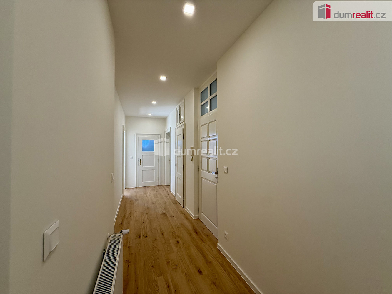 Pronájem bytu 4+kk 105 m² — photo 4