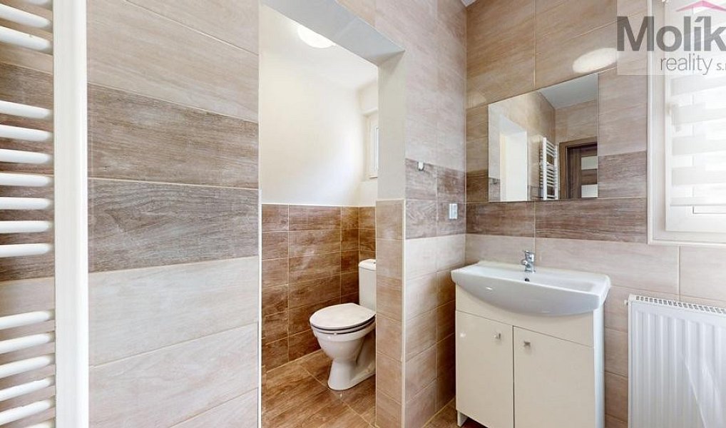 Prodej domu 150 m² s pozemkem 361 m², Chomutov – náhled fotky 11