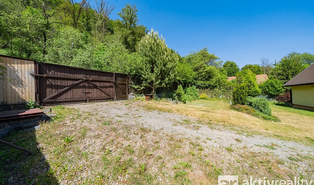 Prodej domu 150 m² s pozemkem 1 261 m², Mšeno – náhled fotky 24