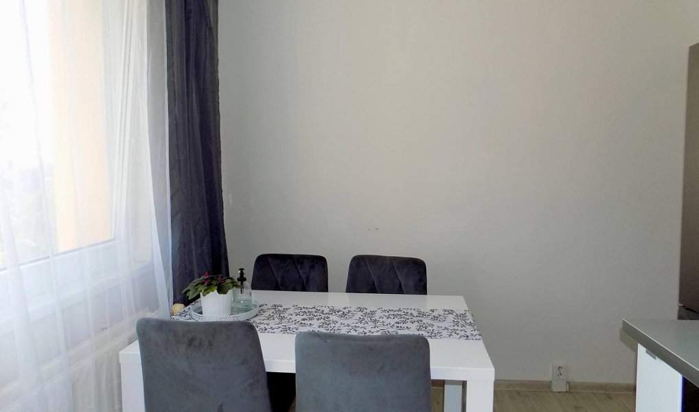 Pronájem bytu 3+1 70 m², Česká Lípa – náhled fotky 2