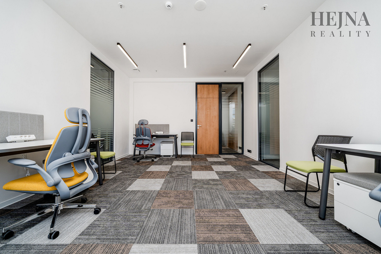 Pronájem kanceláře 62 m² – fotografie 5