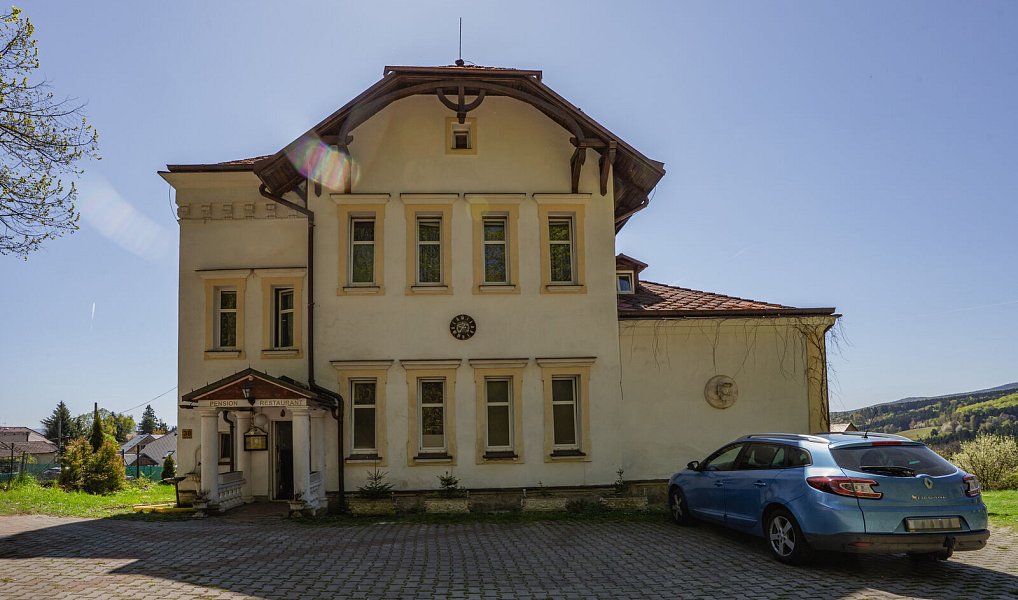 Prodej ubytovacího objektu 440 m², Česká Kubice – náhled fotky 16
