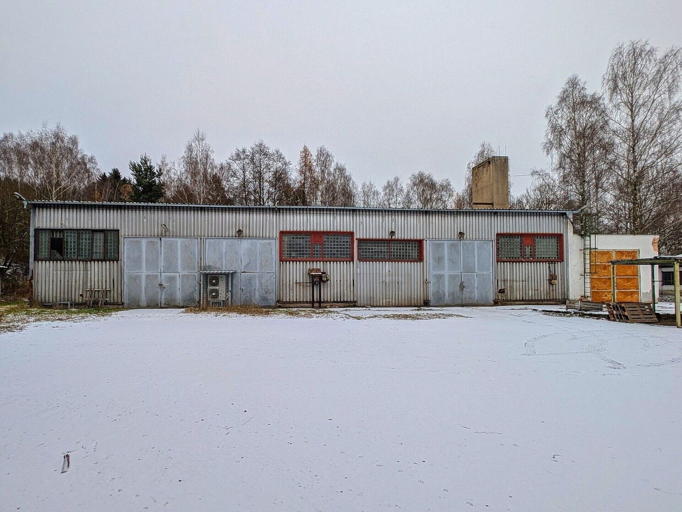 Prodej skladovacích prostor 1 659 m²
