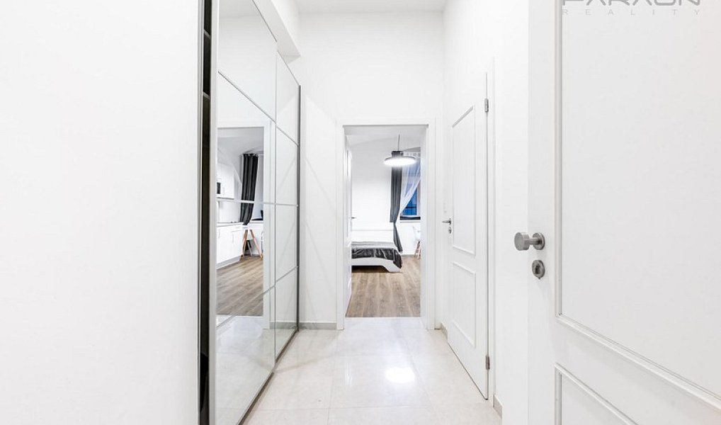 Pronájem bytu 1+kk 26 m², Praha – náhled fotky 6