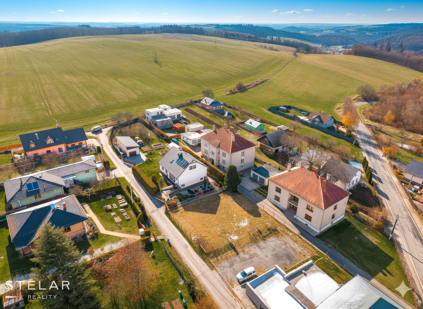 Prodej stavebního pozemku 408 m² – fotografie 5