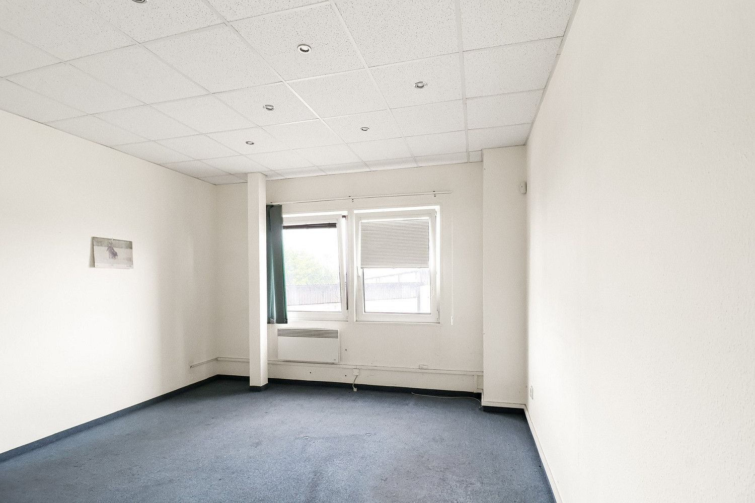 Pronájem kanceláře 357 m² — photo 5
