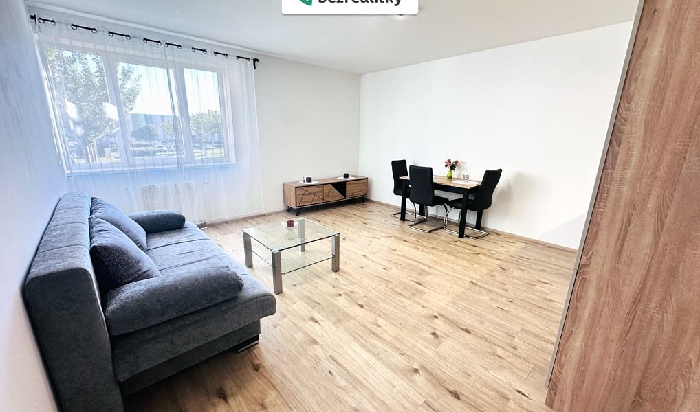Prodej bytu 1+kk 34 m², Kladno – náhled fotky 6