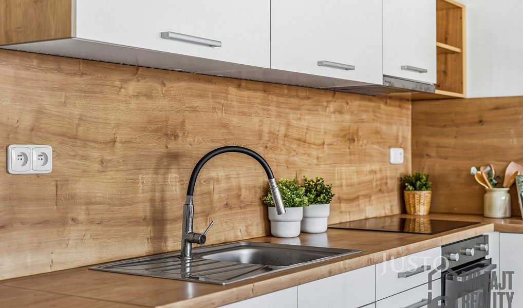 Prodej bytu 3+kk 78 m², Liberec – náhled fotky 2