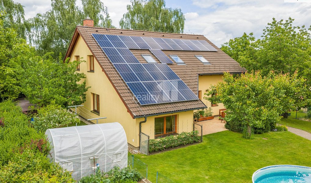 Prodej domu 200 m² s pozemkem 1 008 m², Kamenice – náhled fotky 9