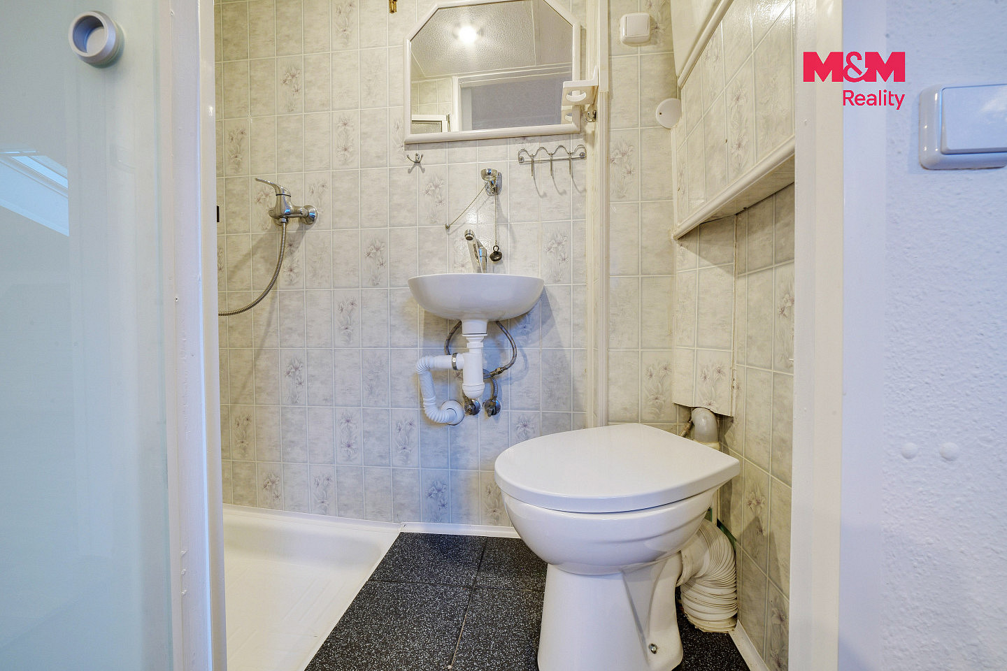 Pronájem bytu 1+1 29 m² – fotografie 3