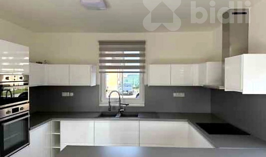 Pronájem domu 120 m² s pozemkem 700 m², Postřižín – náhled fotky 2
