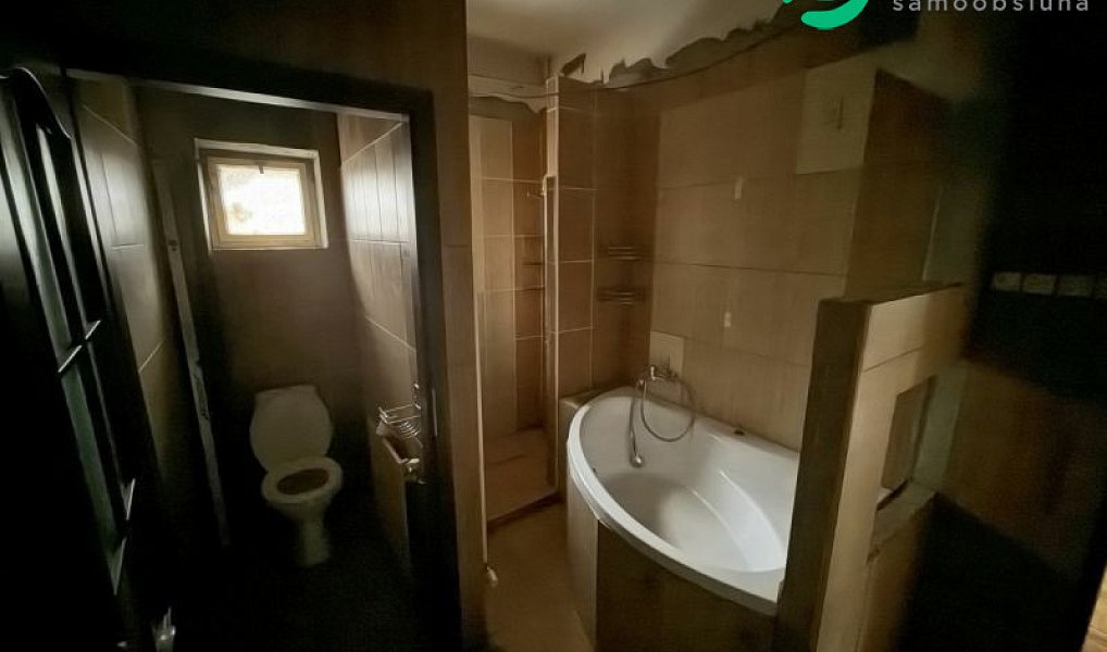 Prodej domu 225 m² s pozemkem 651 m², Náchod – náhled fotky 20