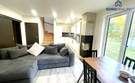 Prodej domu 144 m² s pozemkem 647 m², Mnichov, okres Cheb