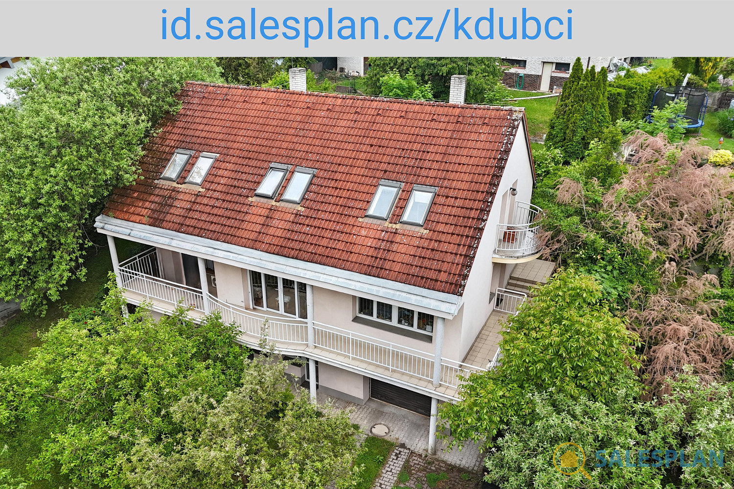 Prodej domu 337 m² s pozemkem 1 319 m²