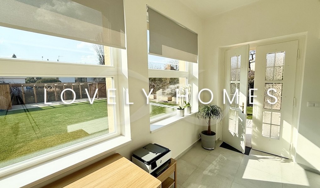Pronájem domu 256 m² s pozemkem 1 100 m², Praha – náhled fotky 44