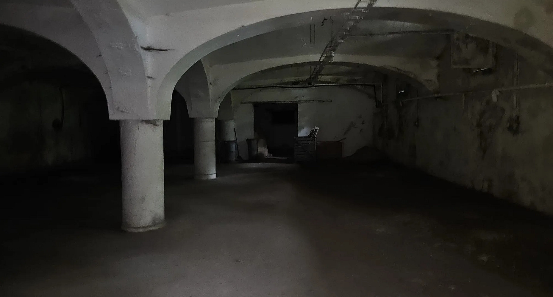 Pronájem skladovacích prostor 550 m²