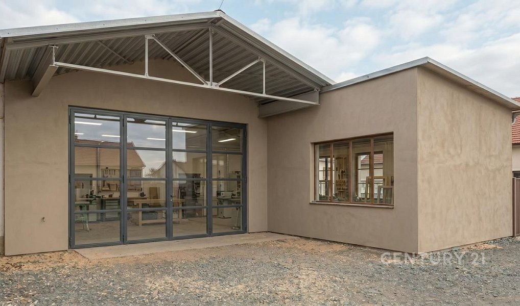 Prodej stavebního pozemku 40 000 m², Holýšov – náhled fotky 3