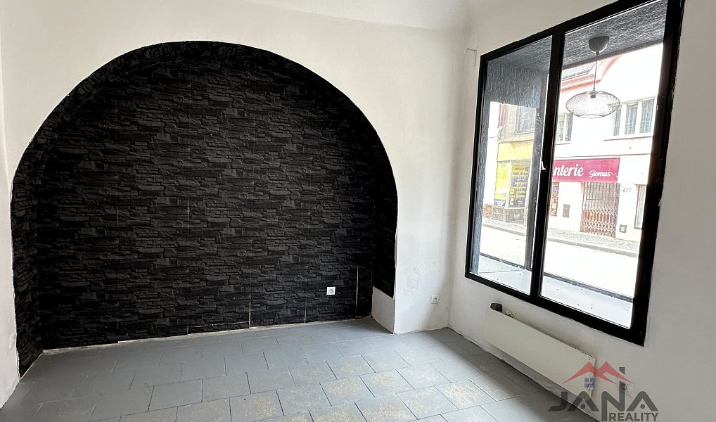 Pronájem obchodních prostor 22 m², Turnov – náhled fotky 3