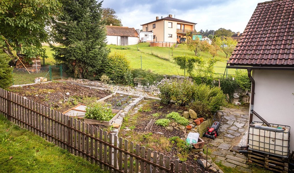 Prodej domu 125 m² s pozemkem 1 061 m², Hůry – náhled fotky 16