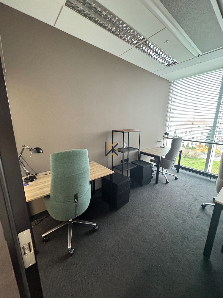 Pronájem kanceláře 48 m² – fotografie 4