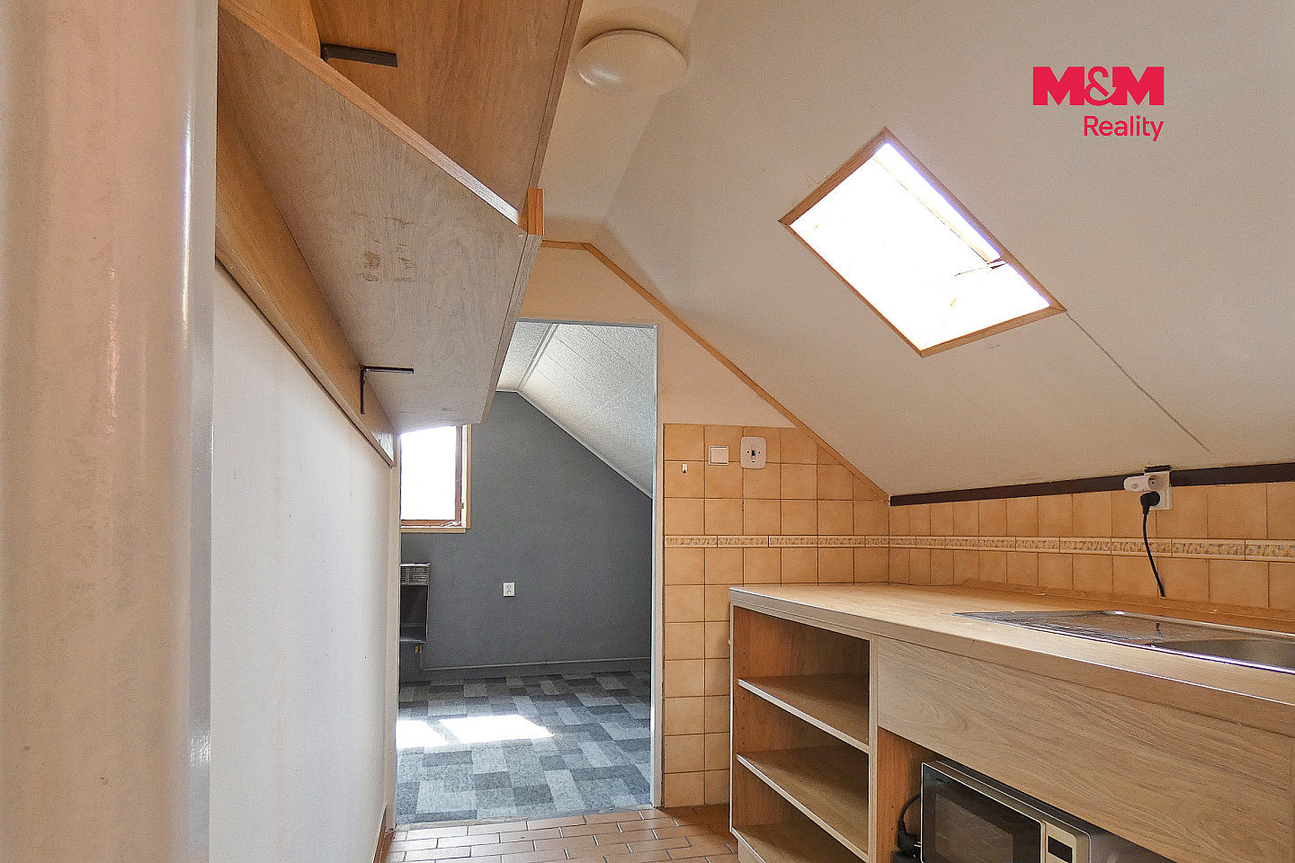 Pronájem kanceláře 66 m² – fotografie 2