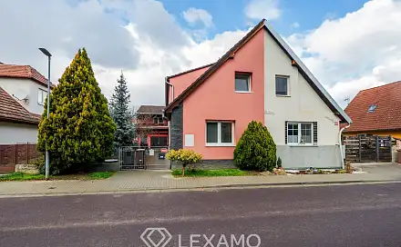 Prodej domu 222 m² s pozemkem 249 m², Krapkova, Znojmo