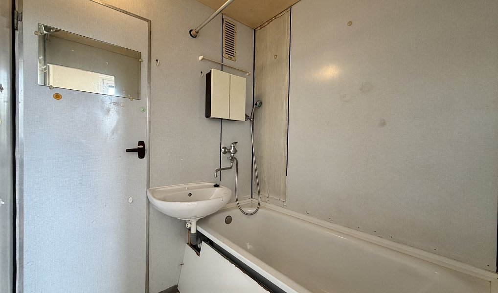 Prodej bytu 3+1 70 m², Znojmo – náhled fotky 17