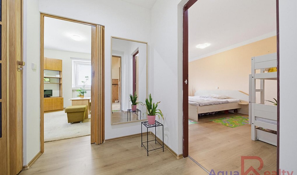 Prodej domu 330 m² s pozemkem 1 180 m², Stanovice – náhled fotky 13
