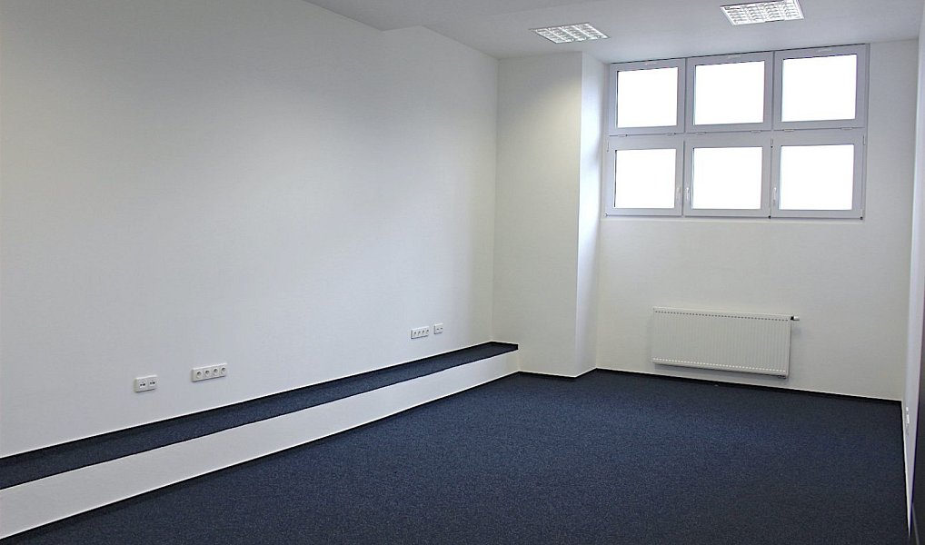Pronájem obchodních prostor 102 m², Ořech – náhled fotky 6
