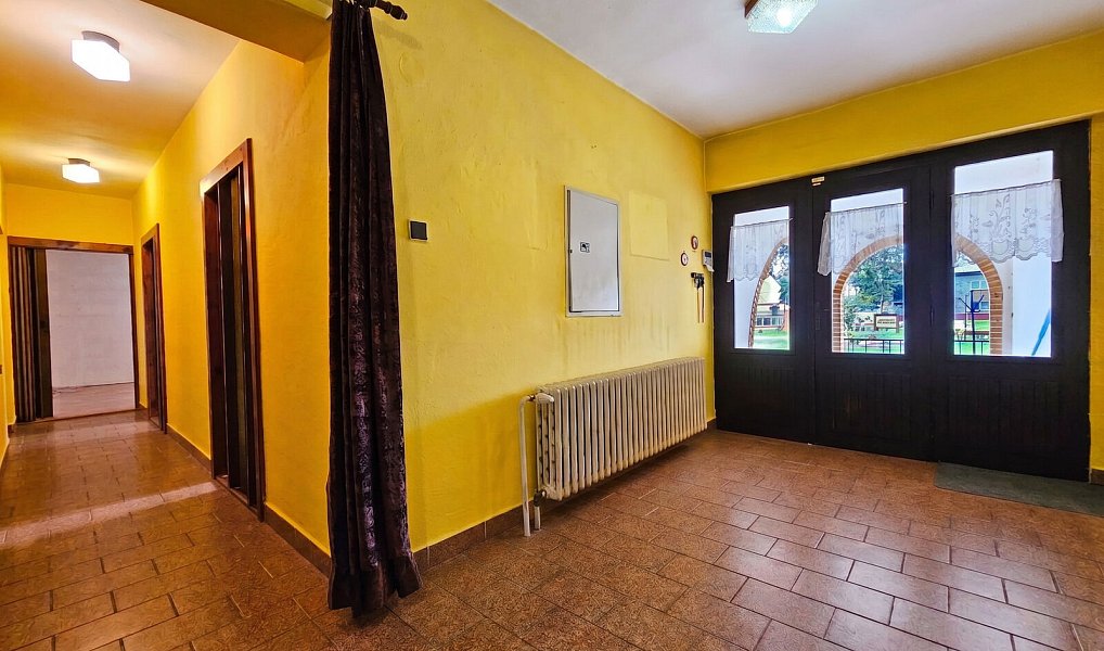 Prodej domu 279 m² s pozemkem 2 760 m², Blšany – náhled fotky 16
