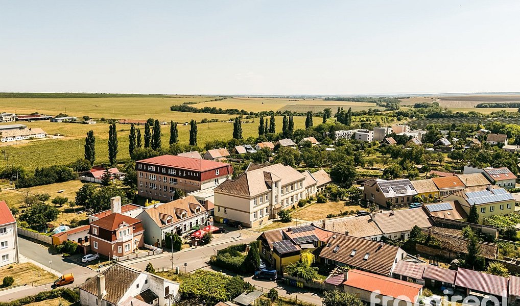 Prodej restaurace 340 m², Šatov – náhled fotky 7