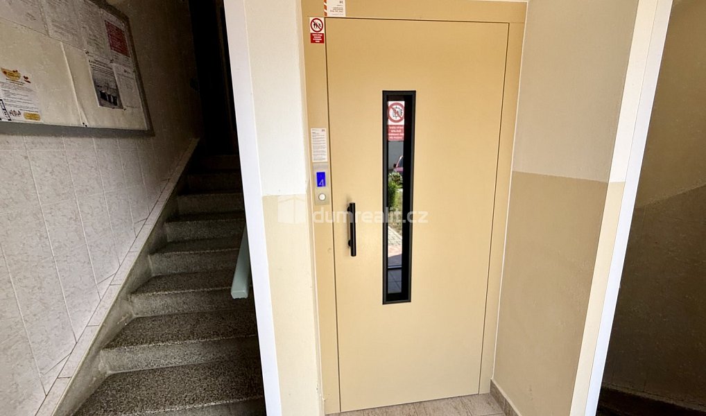 Pronájem bytu 2+kk 38 m², Kralupy nad Vltavou – náhled fotky 16
