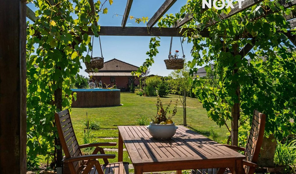 Prodej domu 150 m² s pozemkem 886 m², Tuhaň – náhled fotky 3