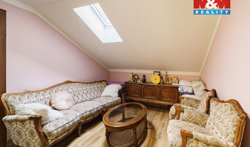 Prodej domu 140 m² s pozemkem 87 m², Cheb – náhled fotky 21