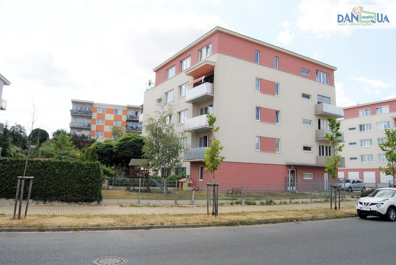 Pronájem bytu 2+kk 42 m²