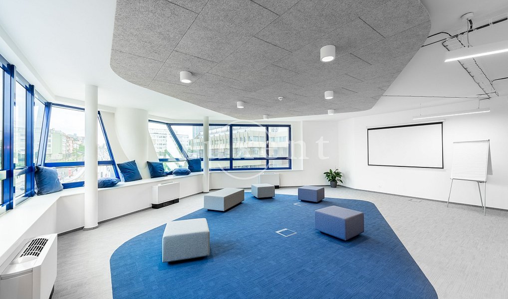 Pronájem kanceláře 292 m², Praha – náhled fotky 9