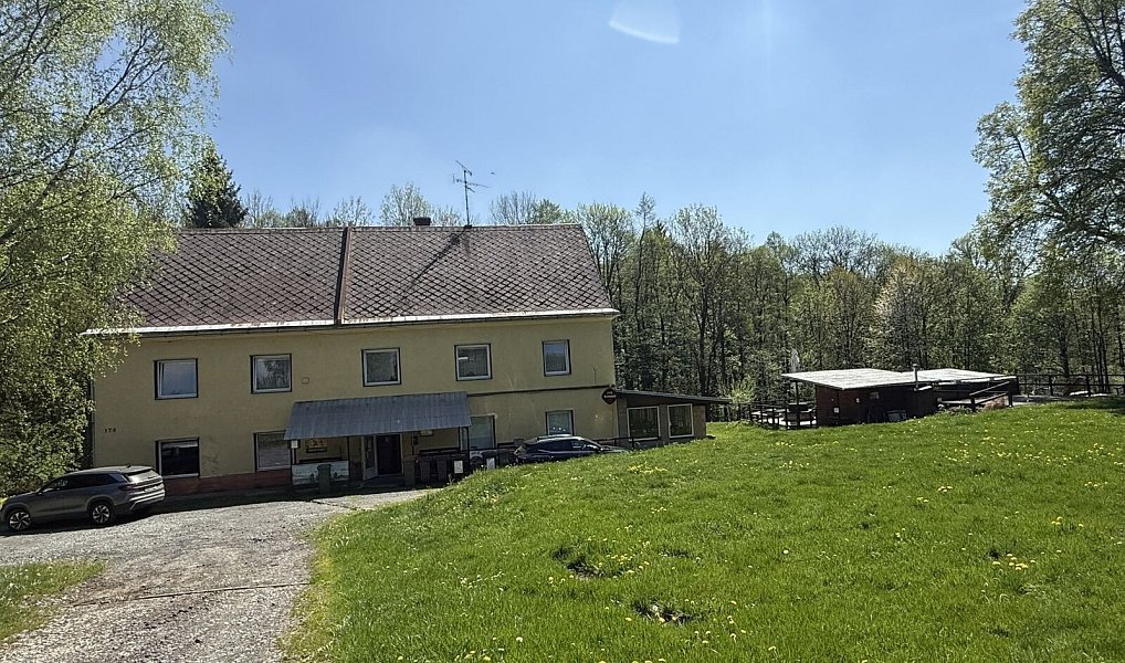 Prodej ubytovacího objektu 600 m², Horní Město – náhled fotky 2