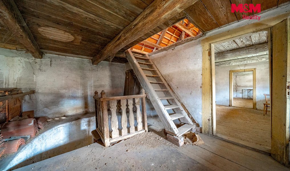 Prodej stavebního pozemku 3 672 m², Křešice – náhled fotky 7